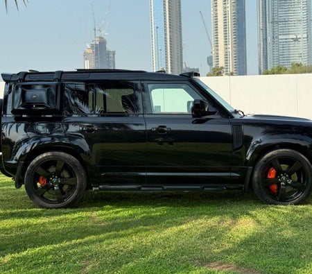 Land Rover Defender 2022