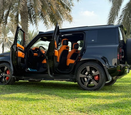 Land Rover Defender 2022