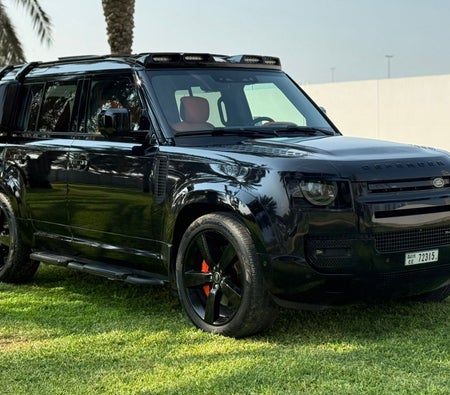 Land Rover Defender 2022