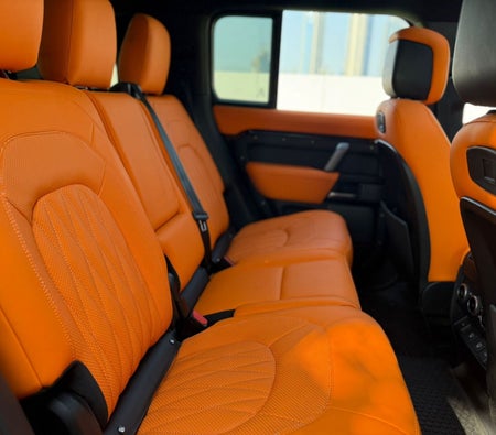 Land Rover Defender 2022