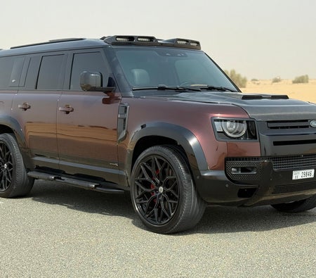 Land Rover Defender 2023