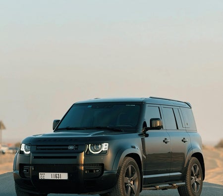 Land Rover Defender 2023