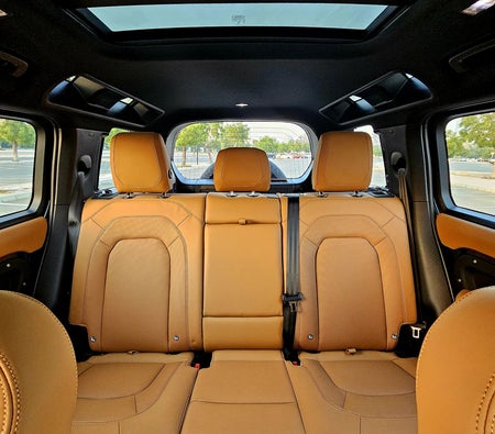 Land Rover Defender 2024, photo 4 of 4
