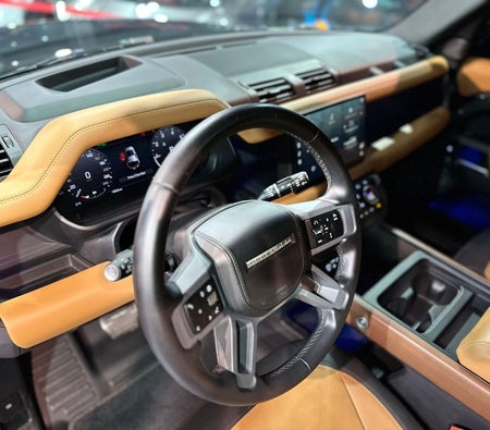 Land Rover Defender  2024, photo 3 of 4