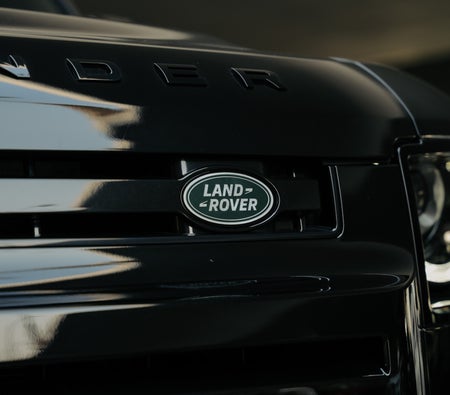 Land Rover Defender 2025