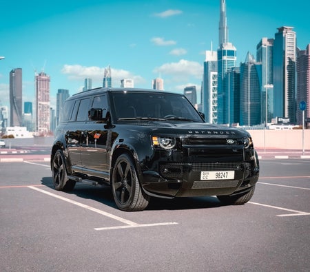 Land Rover Defender 2025