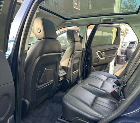 Land Rover Discovery 2016, photo 3 of 4