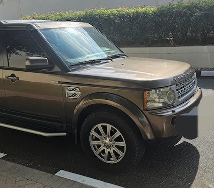 Коричневый Land Rover LR4 HSE 2013