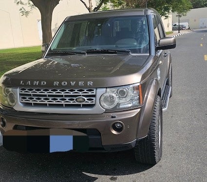 Коричневый Land Rover LR4 HSE 2013