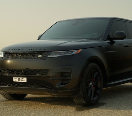 Black Land Rover Range Rover Sport Dynamic 2024