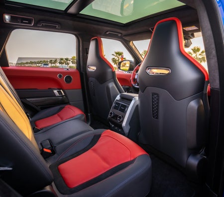 Голубой Land Rover Range Rover Sport SVR 2022 год Голубой Land Rover Range Rover Sport SVR 2022 год