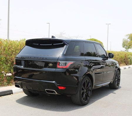 Черный Land Rover Range Rover Sport 2018 год