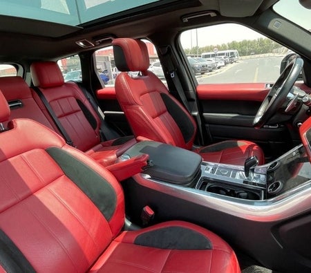 Белый Land Rover Range Rover Sport 2018 год