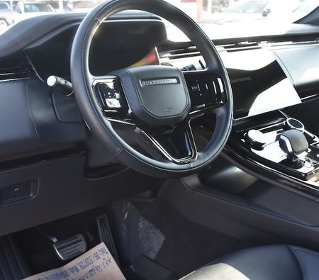 Land Rover  SE Dynamic 2023, photo 3 of 4