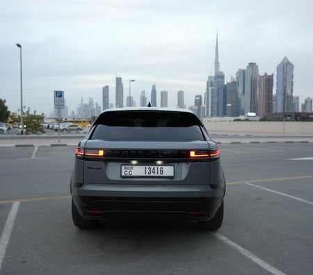 Land Rover Range Rover Velar R Dynamic 2025