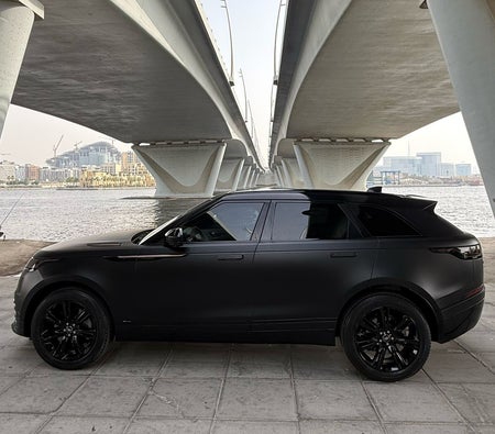 Matte Black Land Rover Range Rover Velar 2021