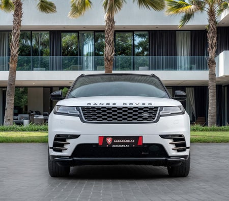 White Land Rover Range Rover Velar R-Dynamic 2022