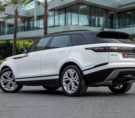 White Land Rover Range Rover Velar R-Dynamic 2022