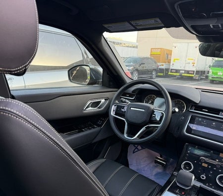 Land Rover Range Rover Velar R-Dynamic 2023, photo 3 of 4