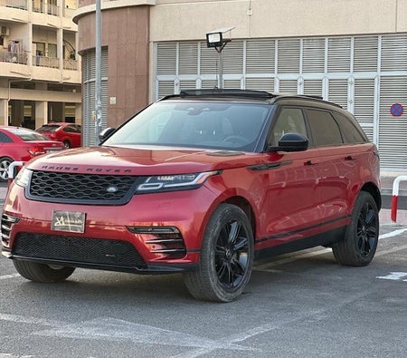 红色的 路虎 路虎揽胜 Velar R-Dynamic 2023