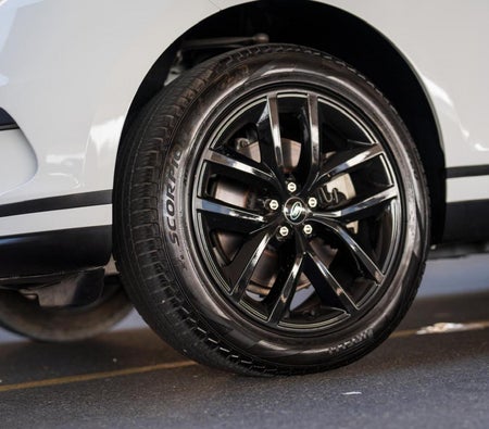 Land Rover Range Rover Velar 2024