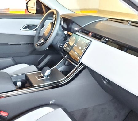 Schwarz Land Rover Range Rover Velar 2025