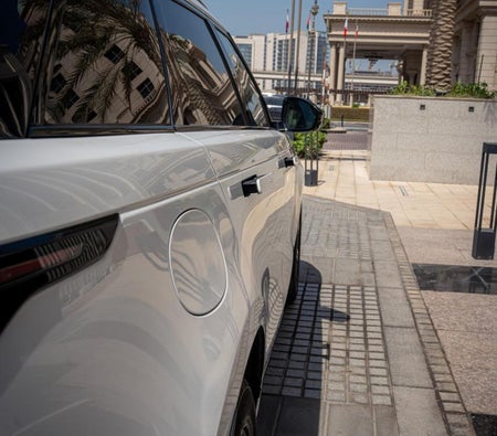 Land Rover Range Rover Velar 2025