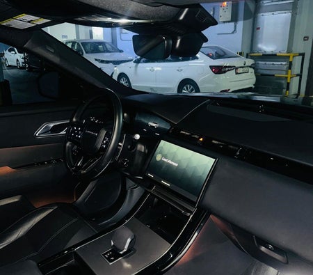 Land Rover Range Rover Velar 2025, photo 3 of 4