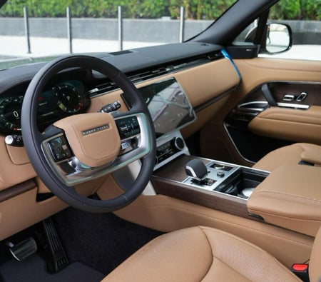 Land Rover Range Rover Vogue 2023, photo 2 of 4