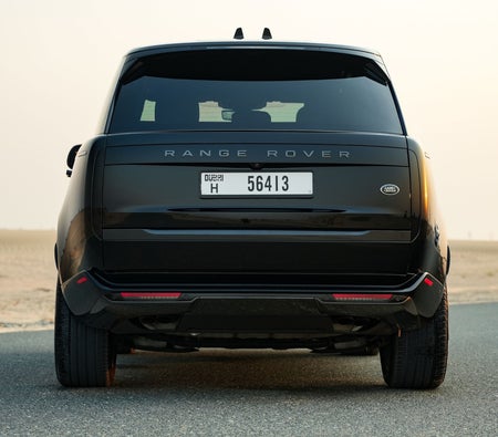 Black Land Rover Range Rover Vogue 2023