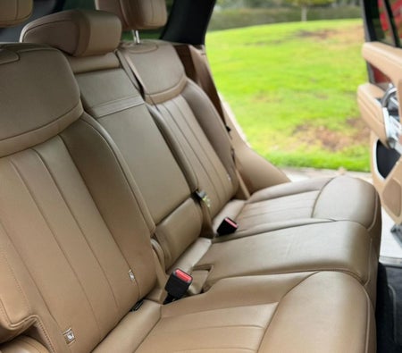 Land Rover Range Rover Vogue 2025, photo 4 of 4