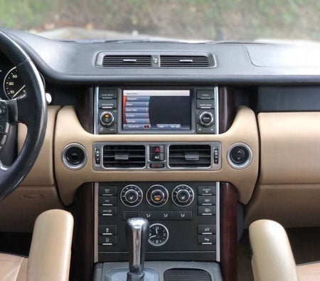 White Land Rover Range Rover HSE V6 2012