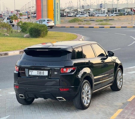 Schwarz Land Rover Range Rover SE Dynamic 2013