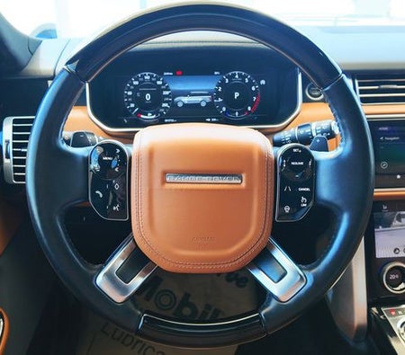 D'argento Land Rover Range Rover Vogue SE Supercharged 2018