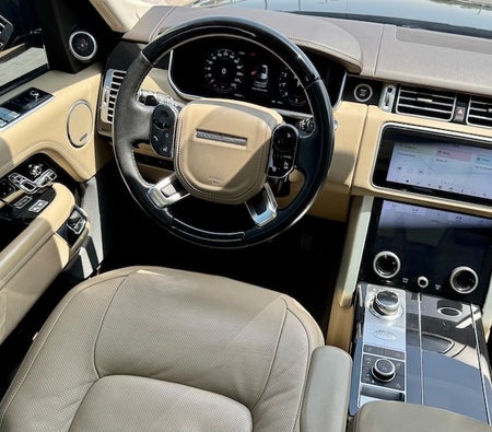 Land Rover Range Rover Vogue 2020, photo 3 of 4