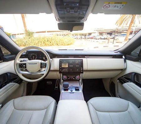 Gold Land Rover Range Rover Autobiography 2022
