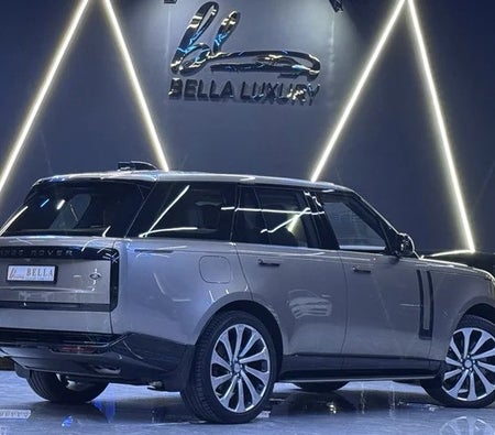 Gold Land Rover Range Rover Autobiography 2023