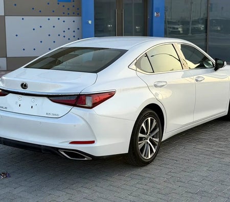 Blanco Lexus ES 350 2019