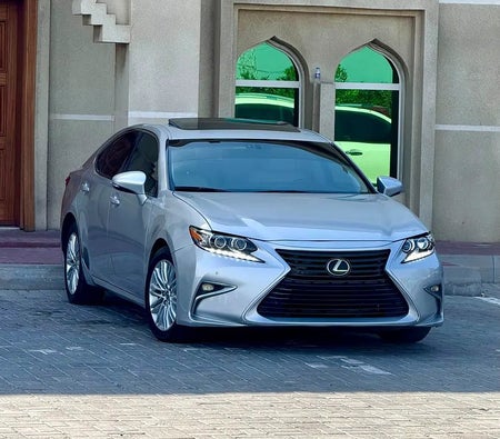 Silver Lexus ES 350 2014 Silver Lexus ES 350 2014