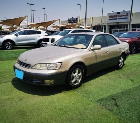 Lexus ES 300 2000, photo 3 of 4