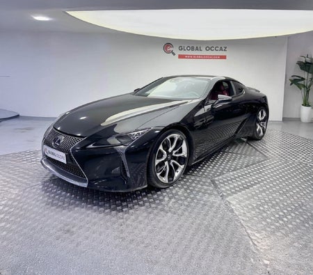 Schwarz Lexus LS-Serie 2019