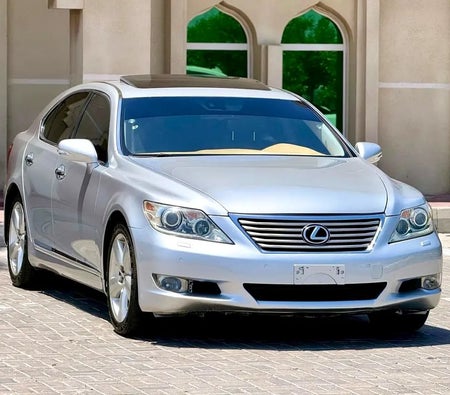 Silver Lexus LS-Series 2012