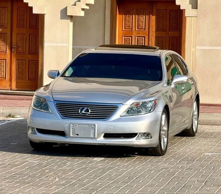 Silber Lexus LS-Series 2010