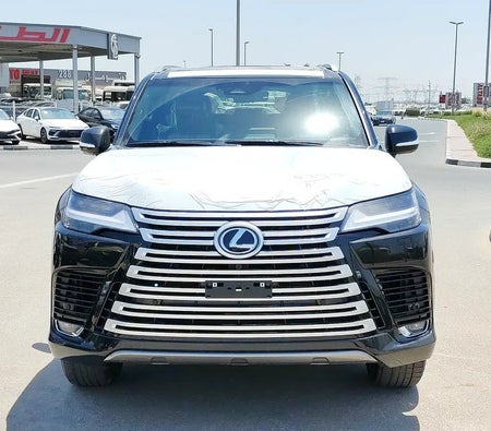 Lexus LX 700h Signature 2026, photo 2 of 4