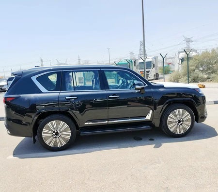 Lexus LX 700h Signature 2026, photo 4 of 4