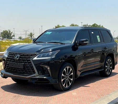 Lexus LX 570 Black Edition 2021, photo 3 of 4