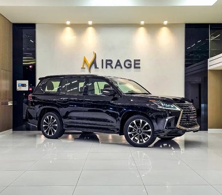 Lexus LX570 Signature Black Edition 2021, photo 2 of 4