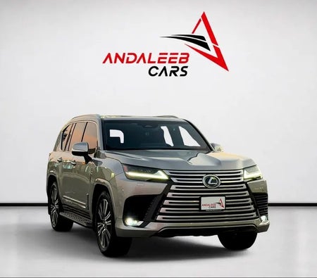 Lexus LX600 Signature 2025, photo 3 of 4