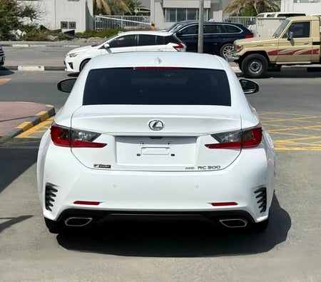 Bianca Lexus RC 300 F Sport 2018