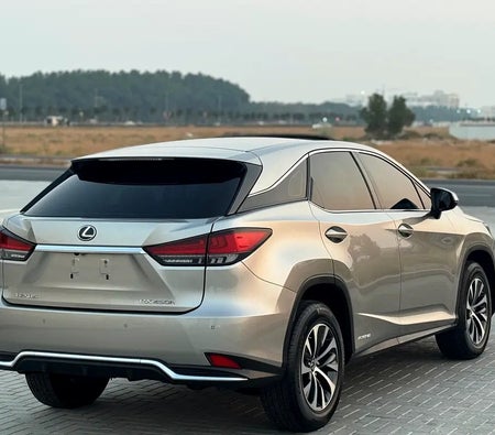 Altın Lexus RX450h 2020